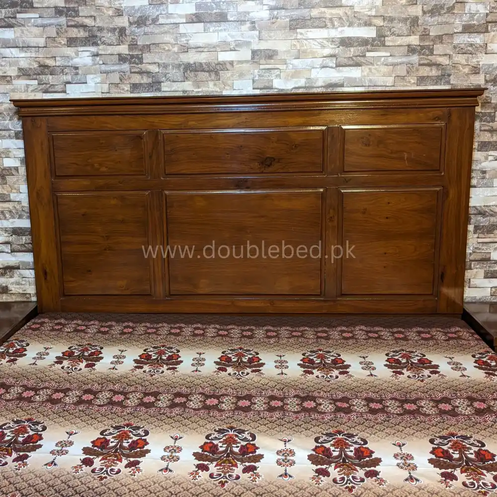 Wooden Double Bed For Sale in Lahore..